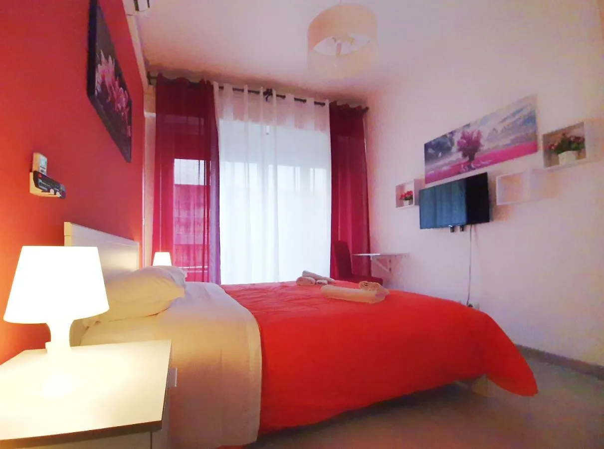 A Un Passo Dal Centro Hotel Palermo 3*,  Italy